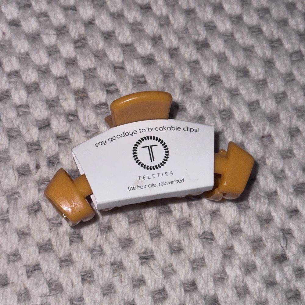 Teleties Hair Clip in Mustard Yellow